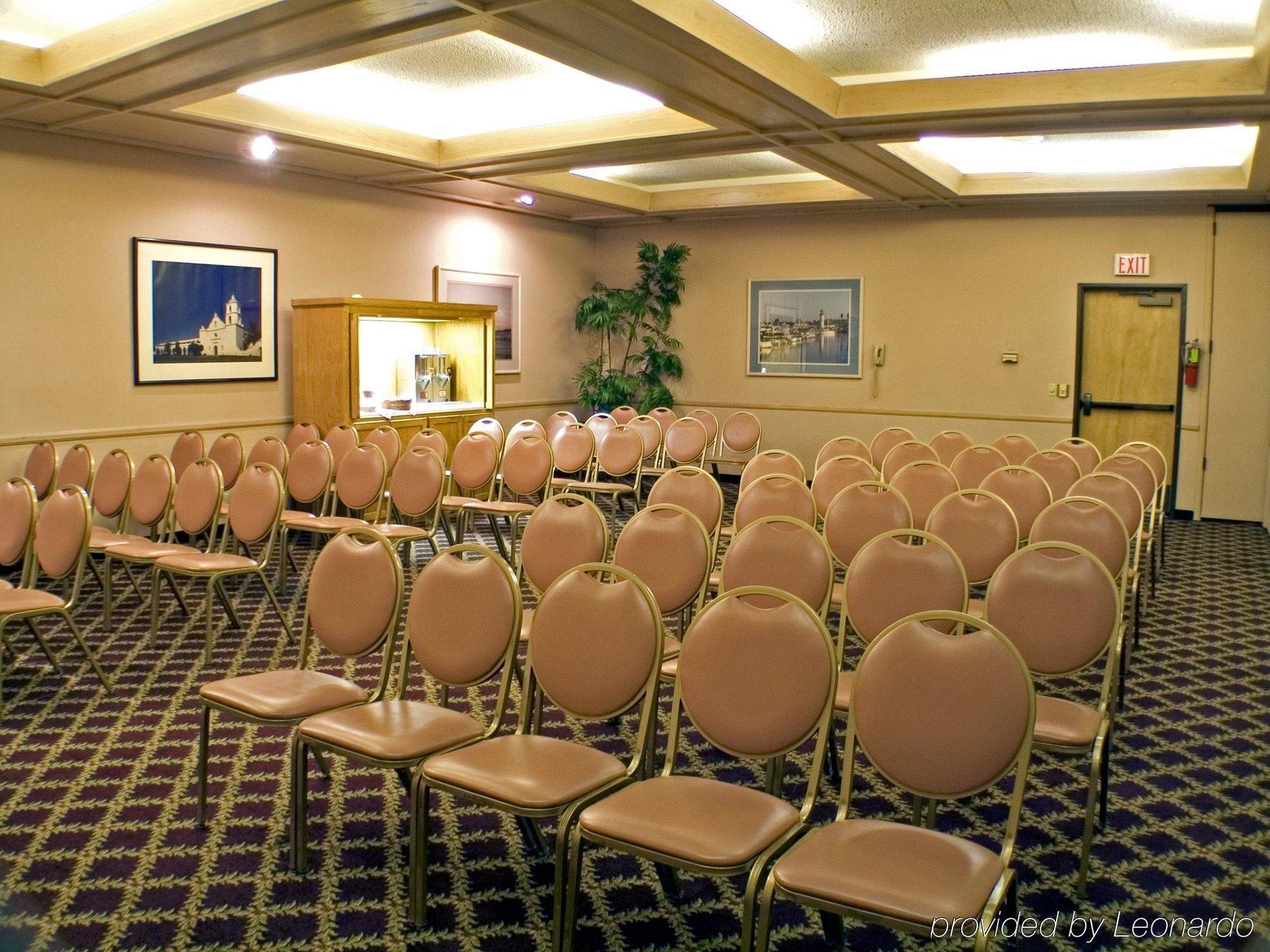 Super 8 By Wyndham Oceanside Marty'S Valley Inn Εξωτερικό φωτογραφία