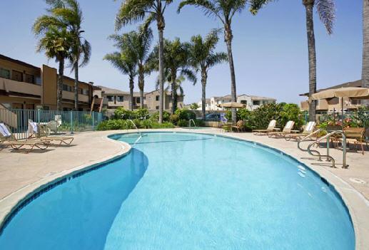 Super 8 By Wyndham Oceanside Marty'S Valley Inn Εξωτερικό φωτογραφία